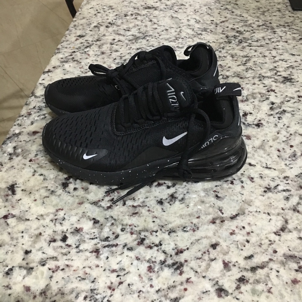 Nike Air Max 270